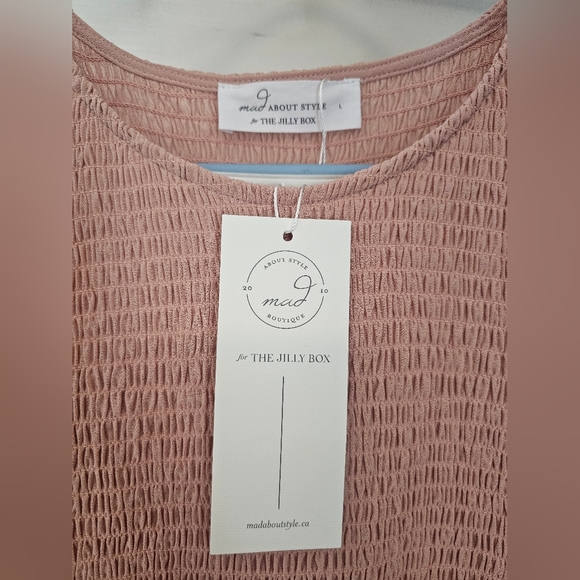 Mad About Style: The Grace Midi Dress - Picture 4 of 4